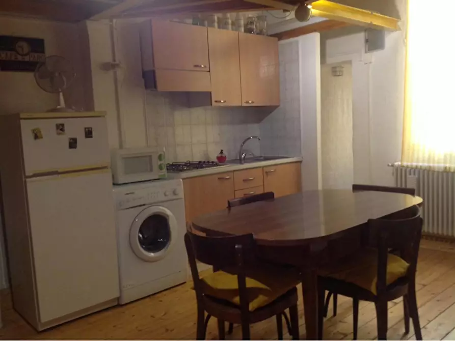 Immagine 2 di Appartamento in affitto  in Via Solferino a Bologna