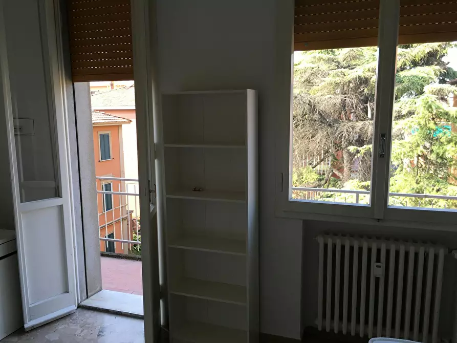 Immagine 5 di Camera condivisa in affitto  in Via Fossolo a Bologna