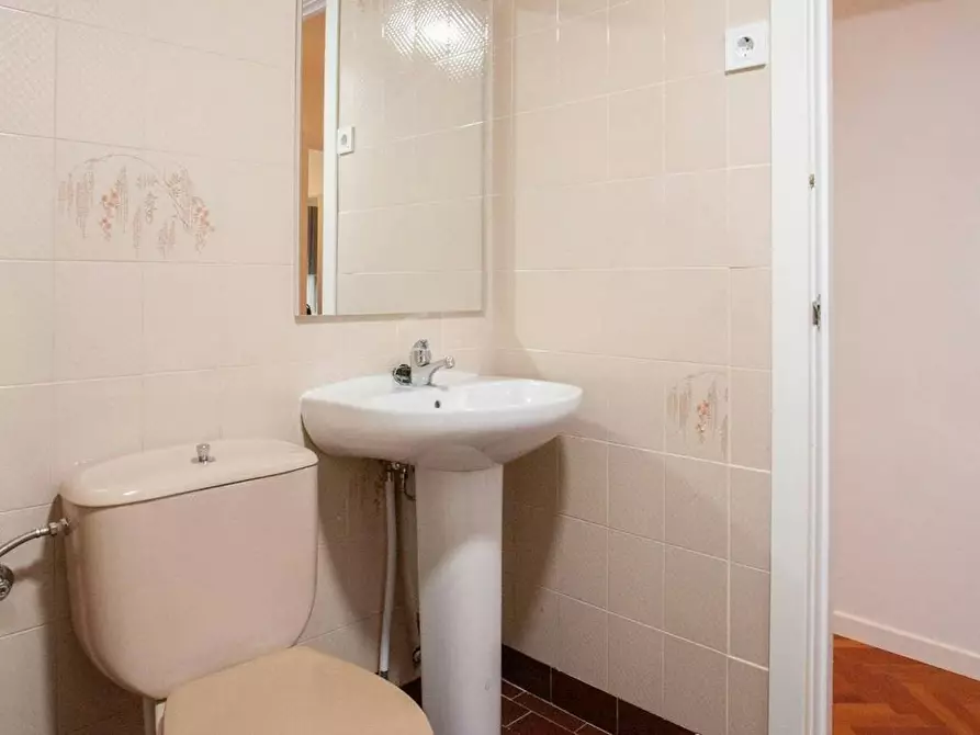 Immagine 9 di Camera in affitto  in Calle José Silva a Madrid