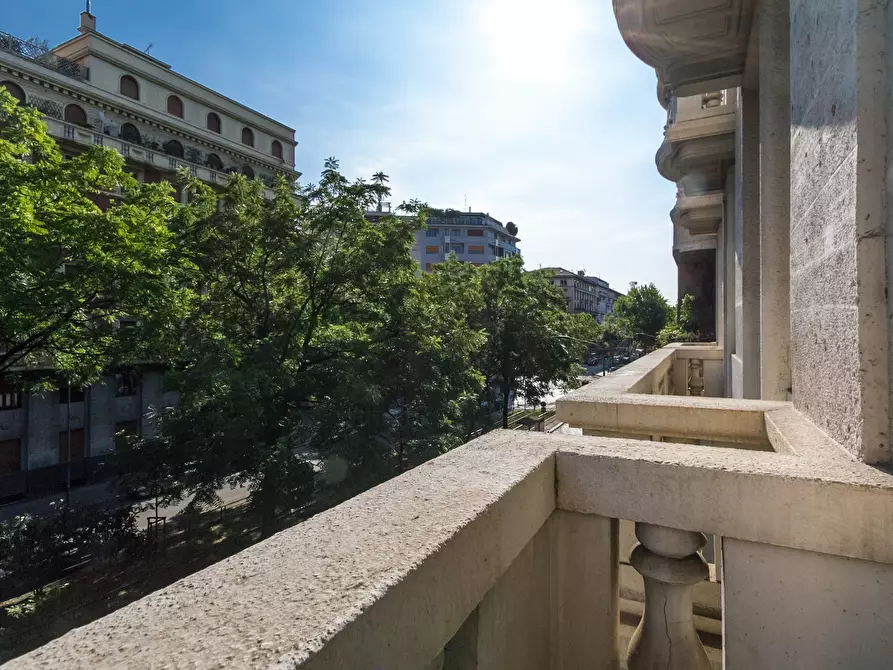 Immagine 6 di Camera in affitto  in Viale Regina Giovanna a Milano