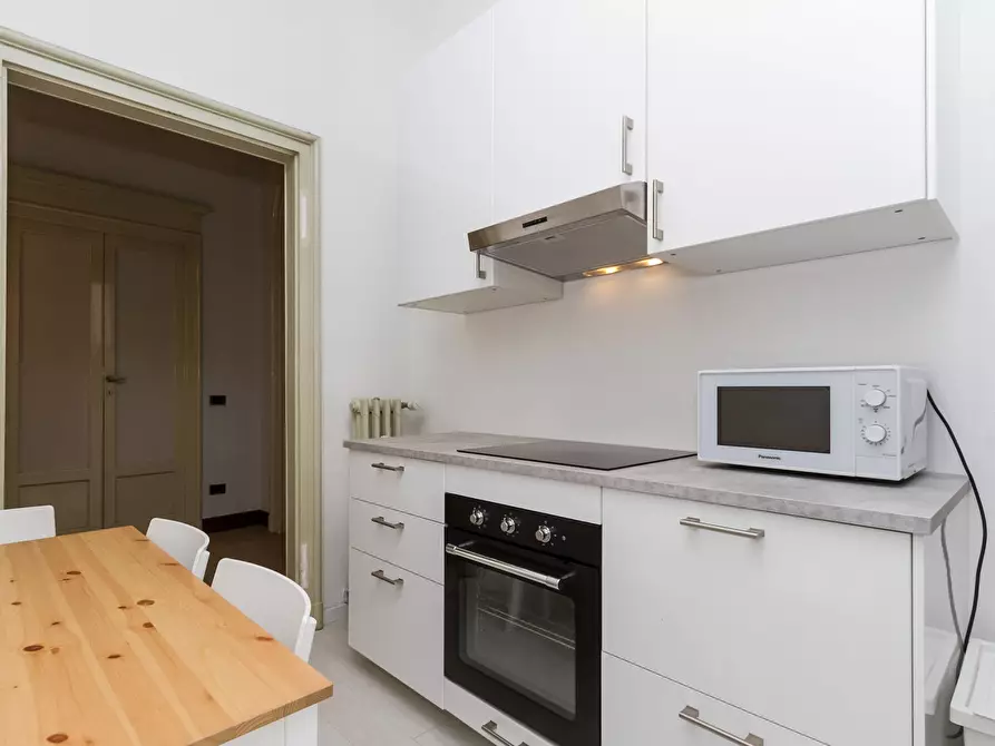 Immagine 7 di Camera in affitto  in Viale Regina Giovanna a Milano