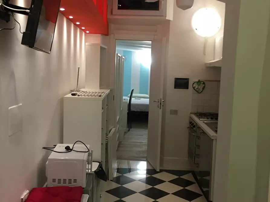 Immagine 8 di Camera condivisa in affitto  in Via dei Serragli a Firenze