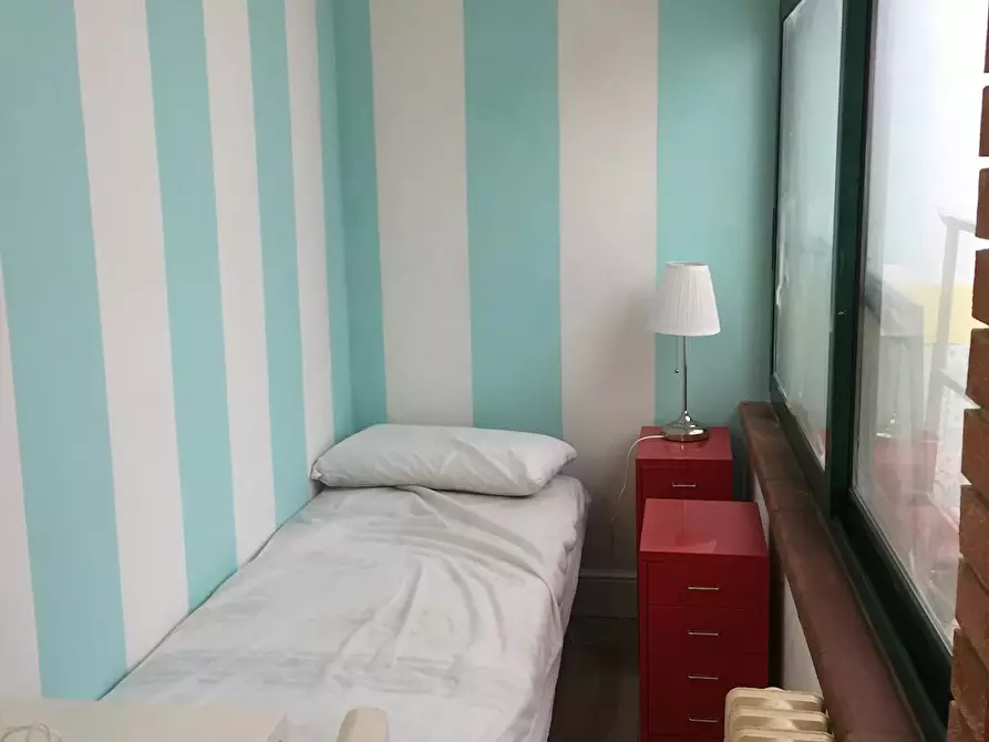 Immagine 1 di Camera condivisa in affitto  in Via dei Serragli a Firenze