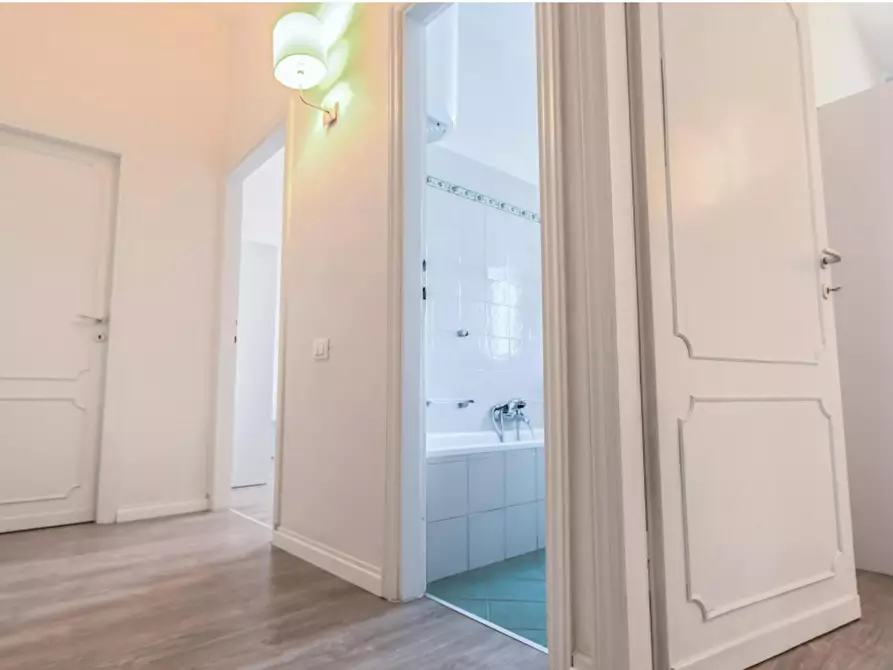 Immagine 3 di Camera in affitto  in Via Claudio Monteverdi a Firenze