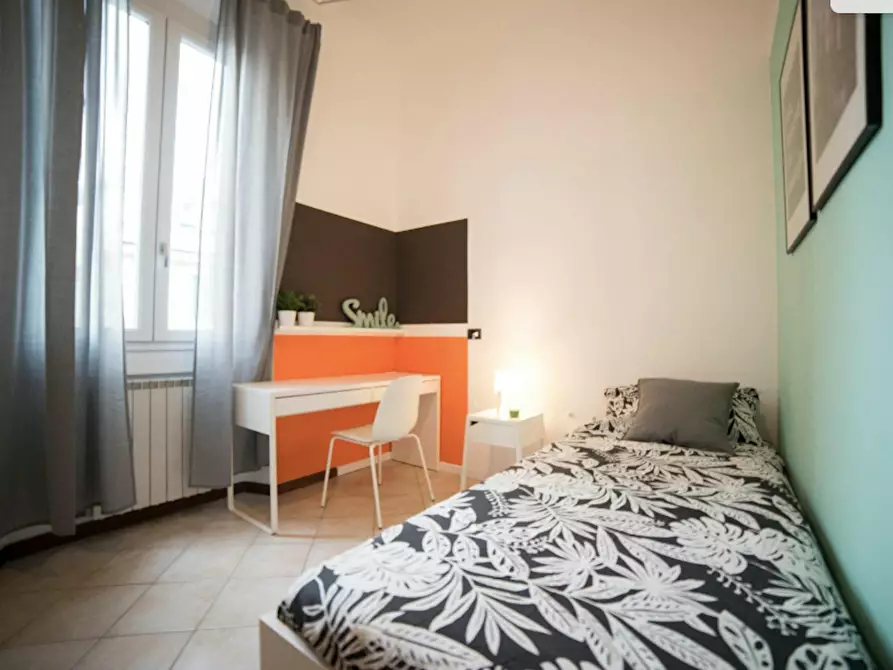 Immagine 1 di Camera in affitto  in Via Giuseppe Mazzoni a Firenze