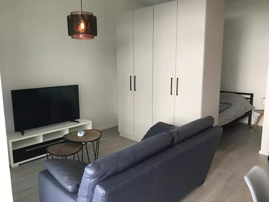 Immagine 2 di Appartamento in affitto  in Edward Dekosterstraat a Evere