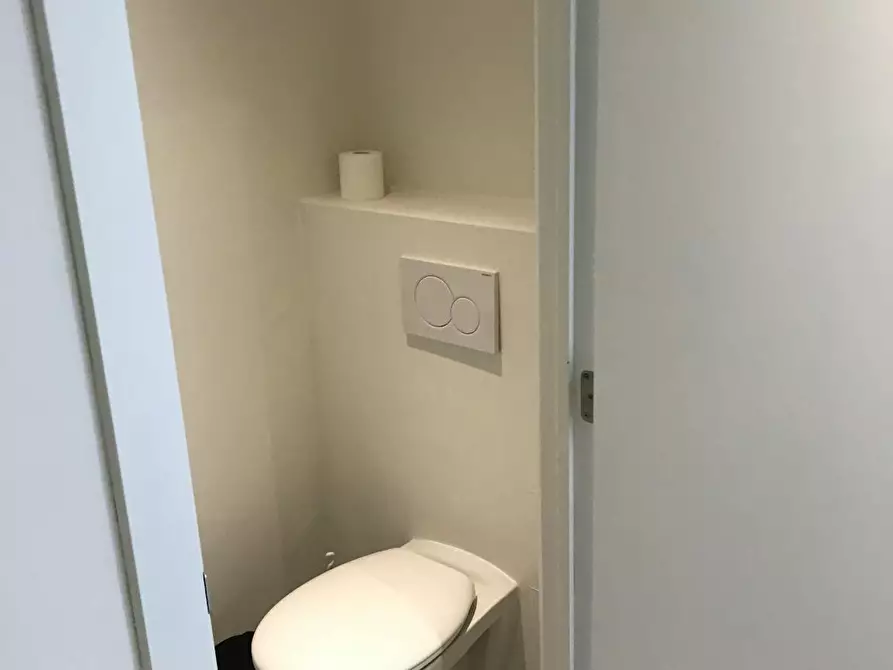 Immagine 7 di Appartamento in affitto  in Edward Dekosterstraat a Evere