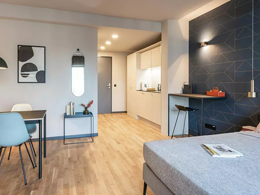 Immagine 4 di Appartamento in affitto  in Amelia-Mary-Earhart-Straße a Frankfurt am Main
