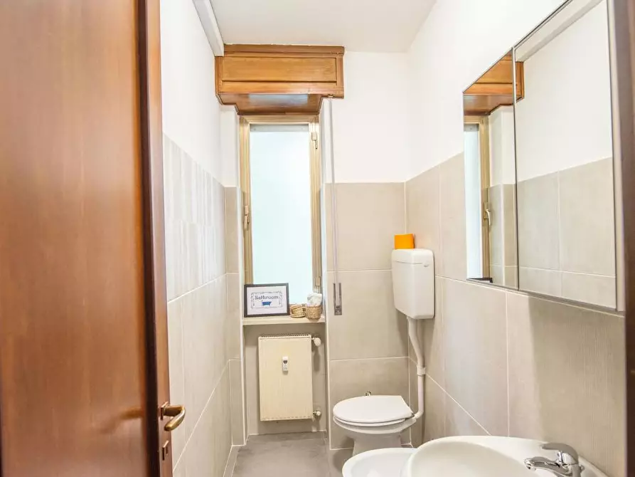 Immagine 7 di Camera in affitto  in Via della Rosta a Udine