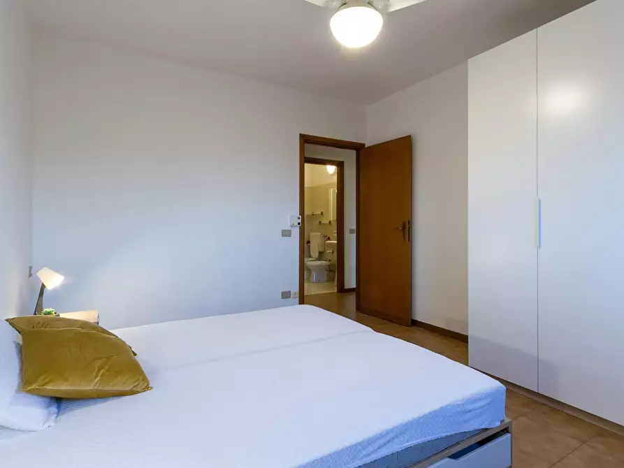 Immagine 8 di Camera in affitto  in Via dei Missaglia a Milano