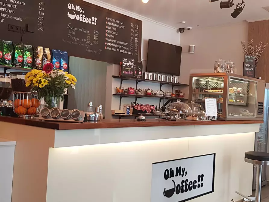 Immagine 8 di Appartamento in affitto  in Osnabrücker Straße a Berlin