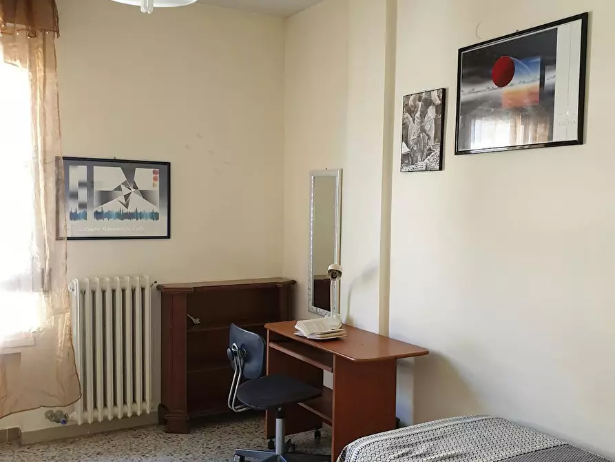 Immagine 2 di Camera in affitto  in Via Giorgio Vasari a Pisa