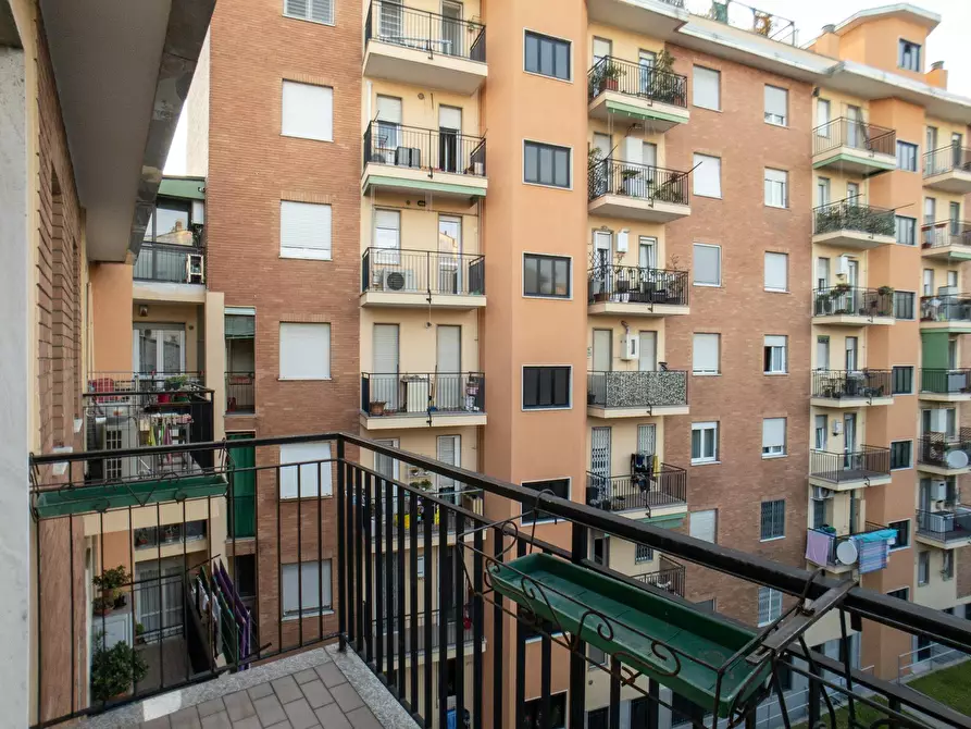 Immagine 6 di Camera condivisa in affitto  in Via Martino Lutero a Milano