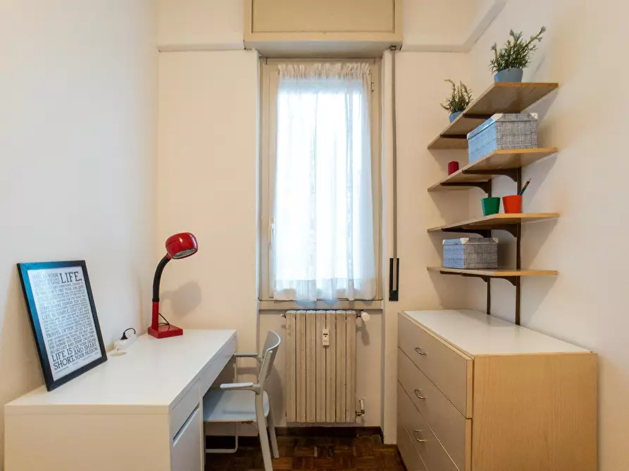 Immagine 2 di Camera in affitto  in Via Martino Lutero a Milano