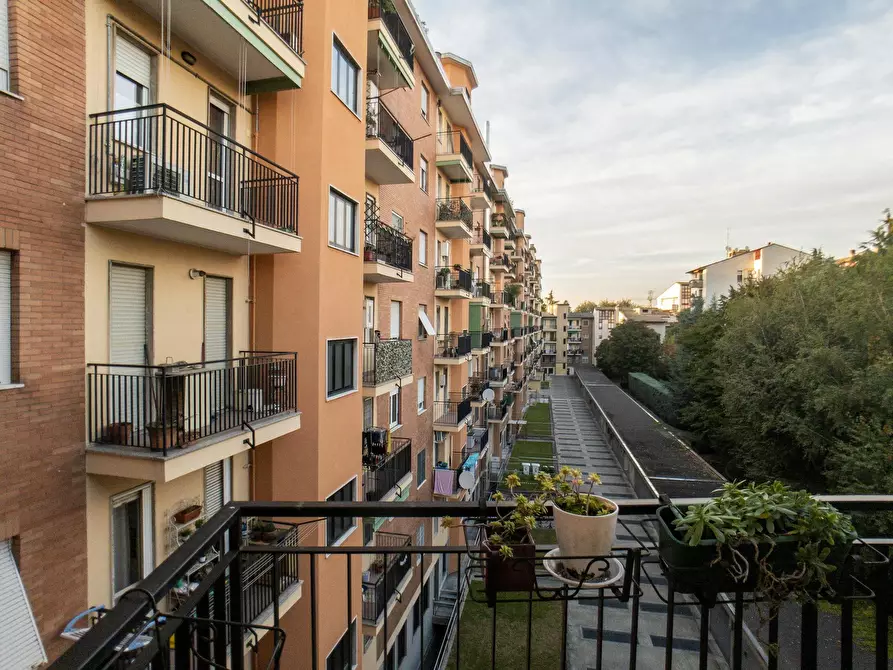 Immagine 7 di Camera in affitto  in Via Martino Lutero a Milano