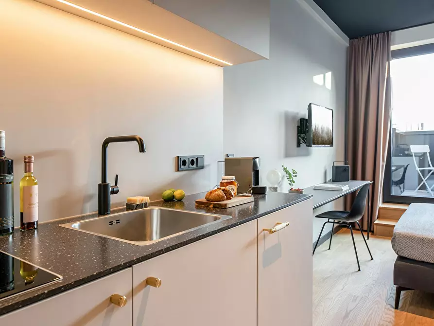 Immagine 4 di Appartamento in affitto  in Am Sandtorkai a Hamburg Hamburg-Altstadt