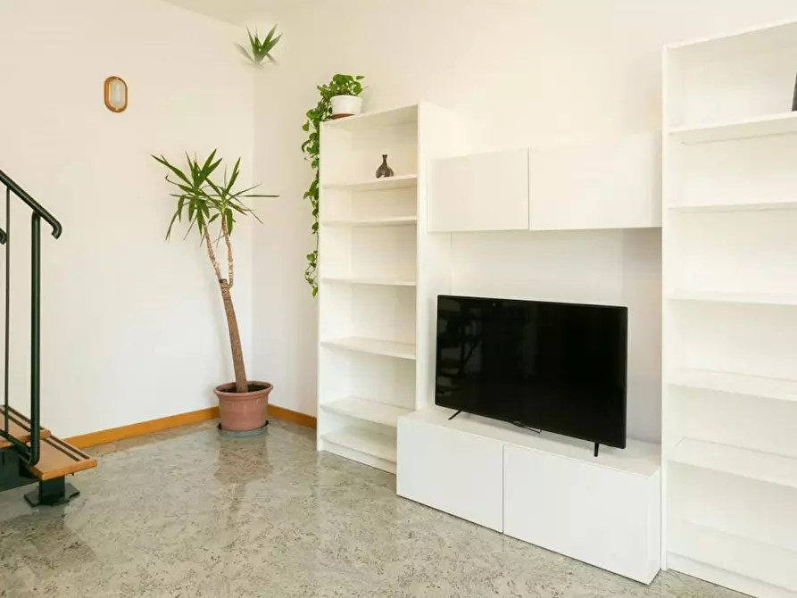 Immagine 8 di Camera condivisa in affitto  in Via Carlo Pisacane a Bernate Ticino