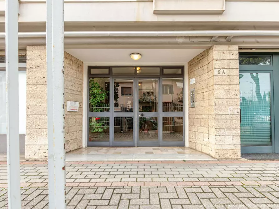 Immagine 10 di Camera in affitto  in Via Ugo Foscolo a Pisa