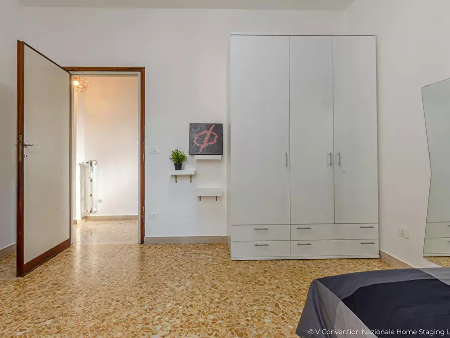 Immagine 2 di Camera in affitto  in Via Ugo Foscolo a Pisa