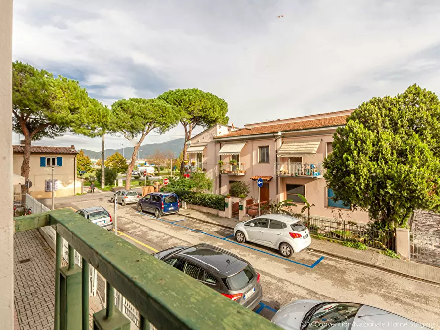 Immagine 3 di Camera in affitto  in Via Ugo Foscolo a Pisa