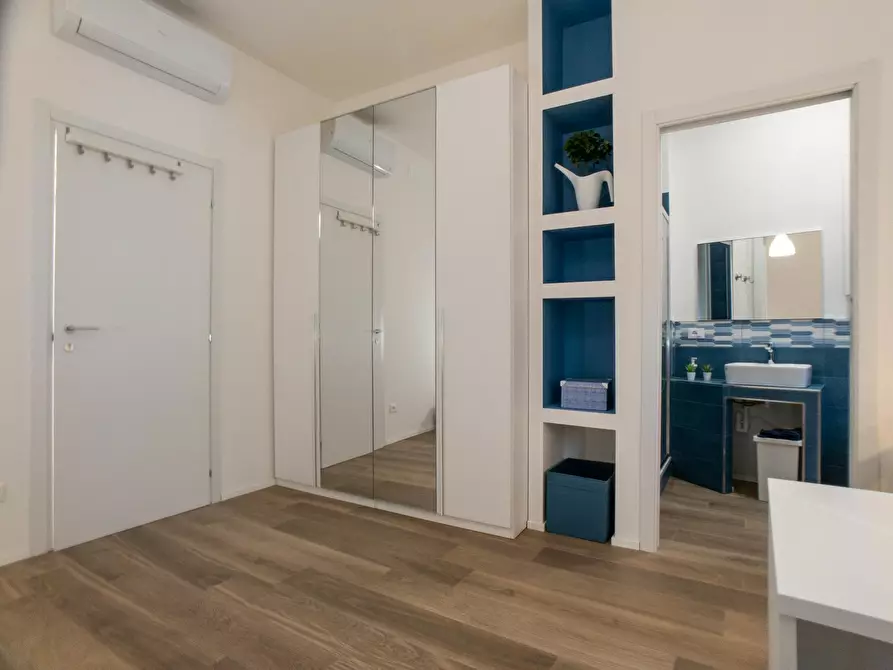 Immagine 5 di Camera condivisa in affitto  in Via Siusi a Milano