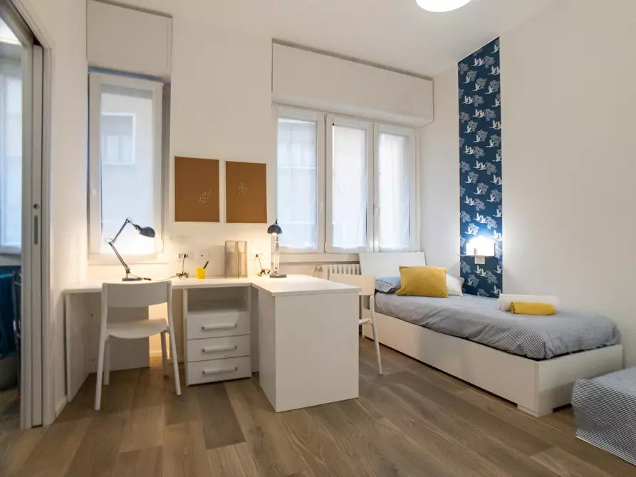 Immagine 2 di Camera condivisa in affitto  in Via Siusi a Milano