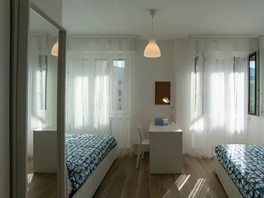 Immagine 10 di Camera condivisa in affitto  in Via Siusi a Milano