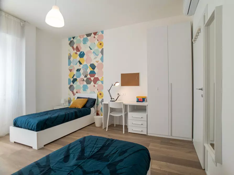 Immagine 5 di Camera condivisa in affitto  in Via Siusi a Milano