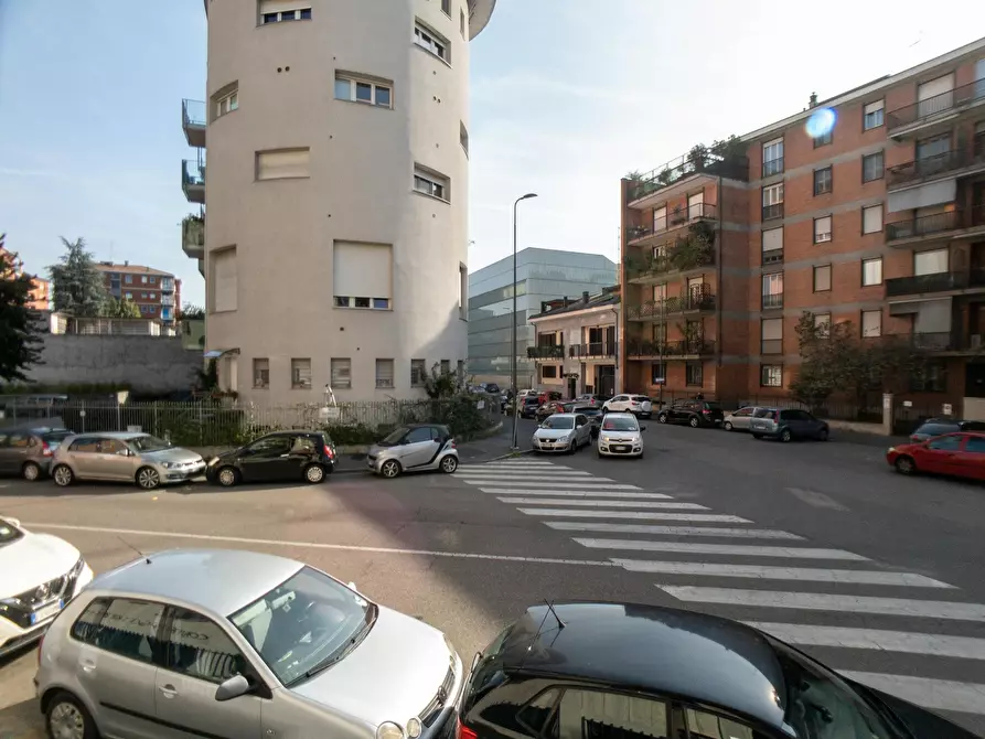 Immagine 5 di Camera in affitto  in Via Siusi a Milano