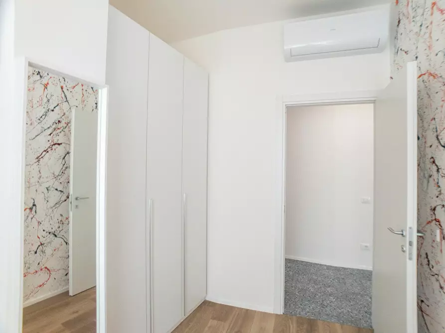 Immagine 6 di Camera in affitto  in Via Siusi a Milano