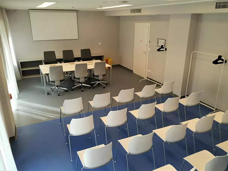 Immagine 7 di Camera condivisa in affitto  in Piazza Pietro Francesco Guala a Torino