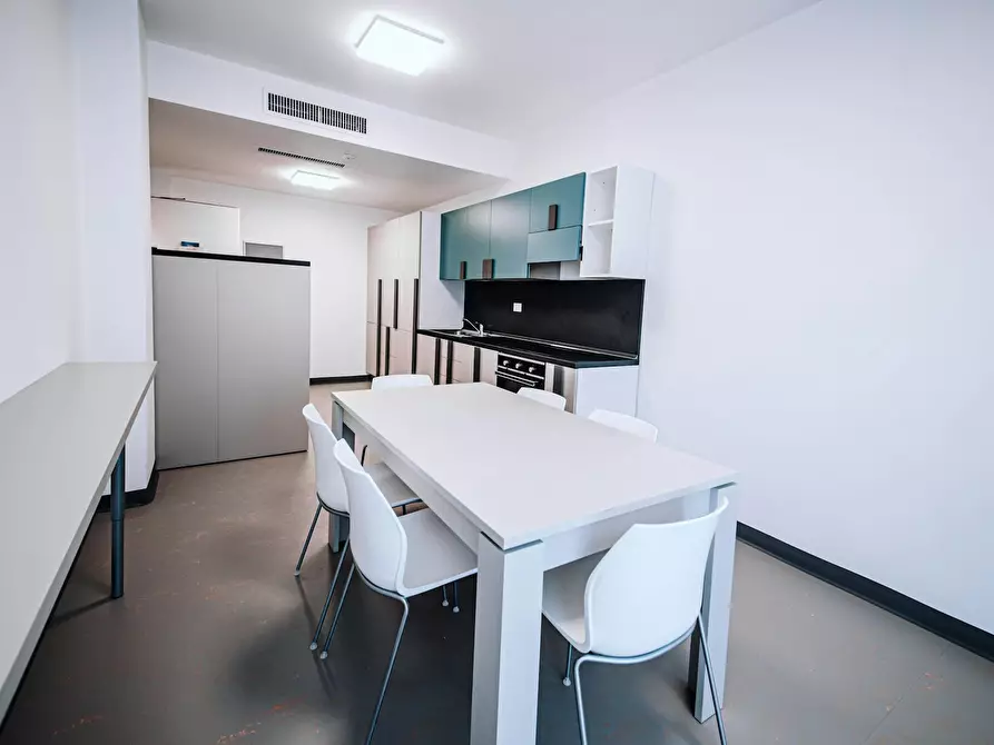 Immagine 3 di Camera condivisa in affitto  in Piazza Pietro Francesco Guala a Torino