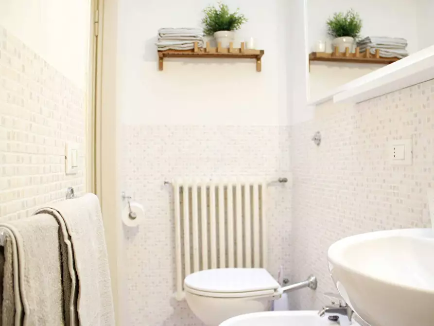 Immagine 8 di Camera in affitto  in Borgo dei Greci a Firenze