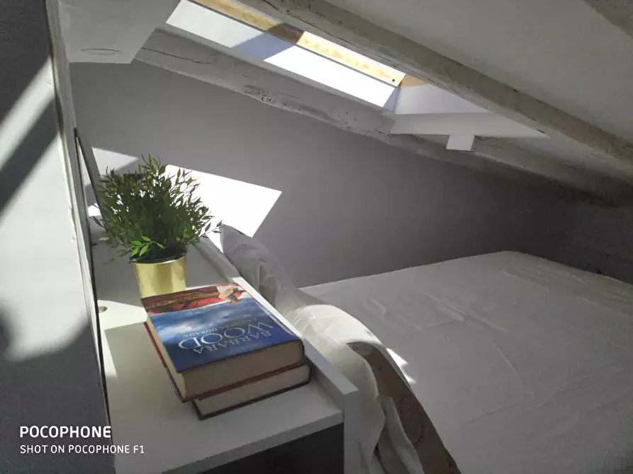 Immagine 1 di Appartamento in affitto  in Calle de Campomanes a Madrid