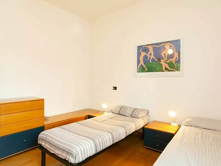 Immagine 1 di Camera condivisa in affitto  in Via Carlo Pisacane a Bernate Ticino