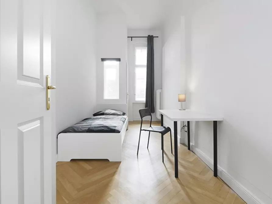 Immagine 1 di Camera in affitto  in Hohenzollerndamm a Berlin