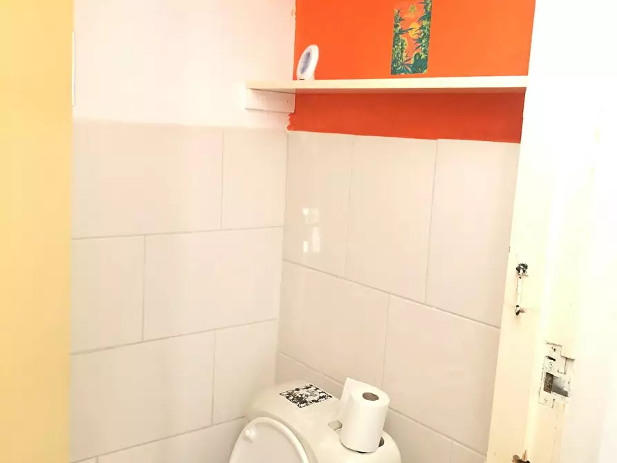 Immagine 9 di Camera in affitto  in Mathenesserweg a Rotterdam
