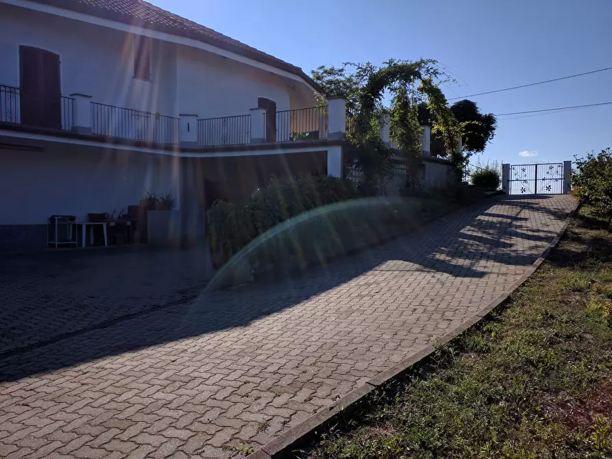 Immagine 9 di Casa indipendente in affitto  in Strada Castelletto a Calliano