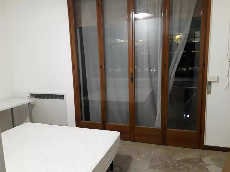 Immagine 1 di Camera condivisa in affitto  in Via Luigi Vestri a Bologna