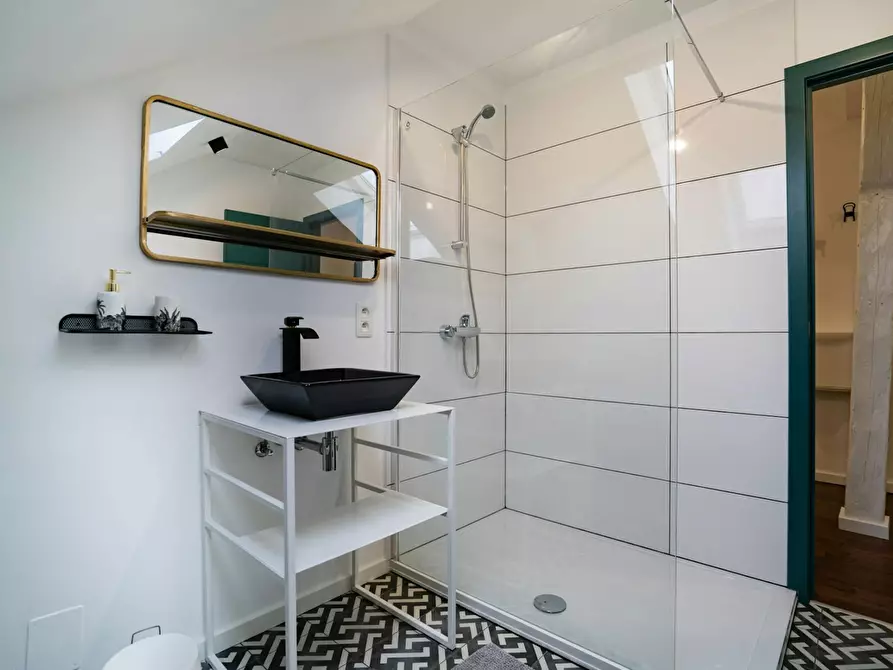 Immagine 5 di Camera in affitto  in Rue de Louvain a Charleroi