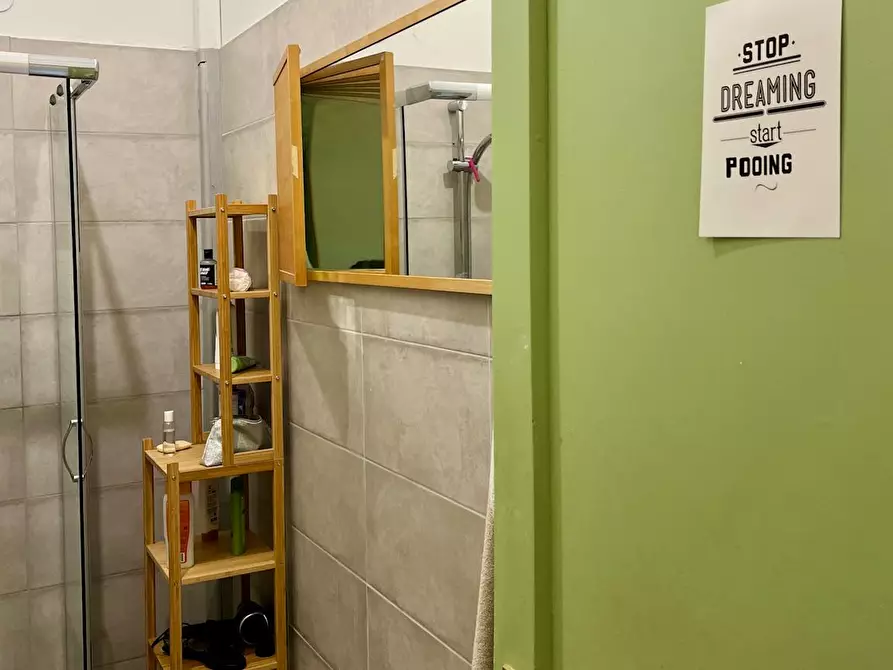 Immagine 9 di Camera in affitto  in Via Andrea Costa a Padova