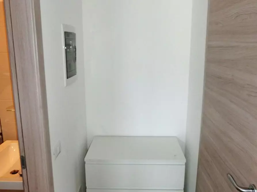 Immagine 8 di Camera in affitto  in Via Risorgimento a Cologno Monzese