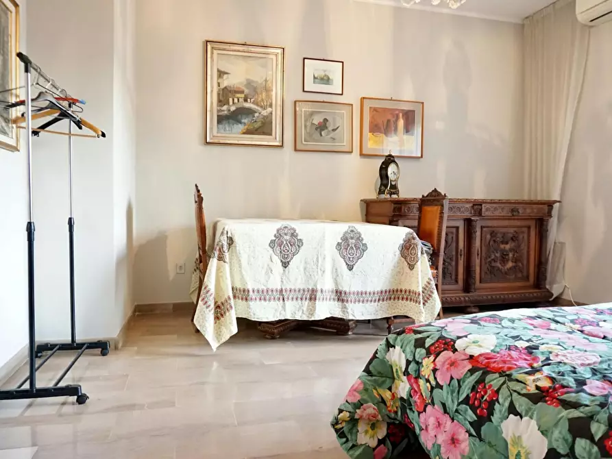 Immagine 5 di Camera in affitto  in Via Leopoldo Sabbatini a Milano