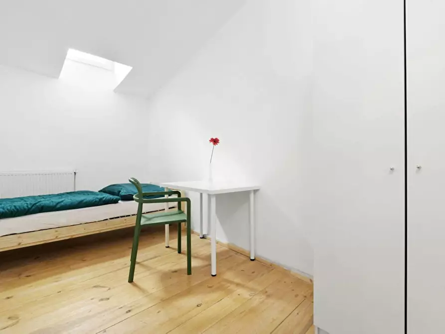 Immagine 2 di Camera in affitto  in Emdenzeile a Berlin