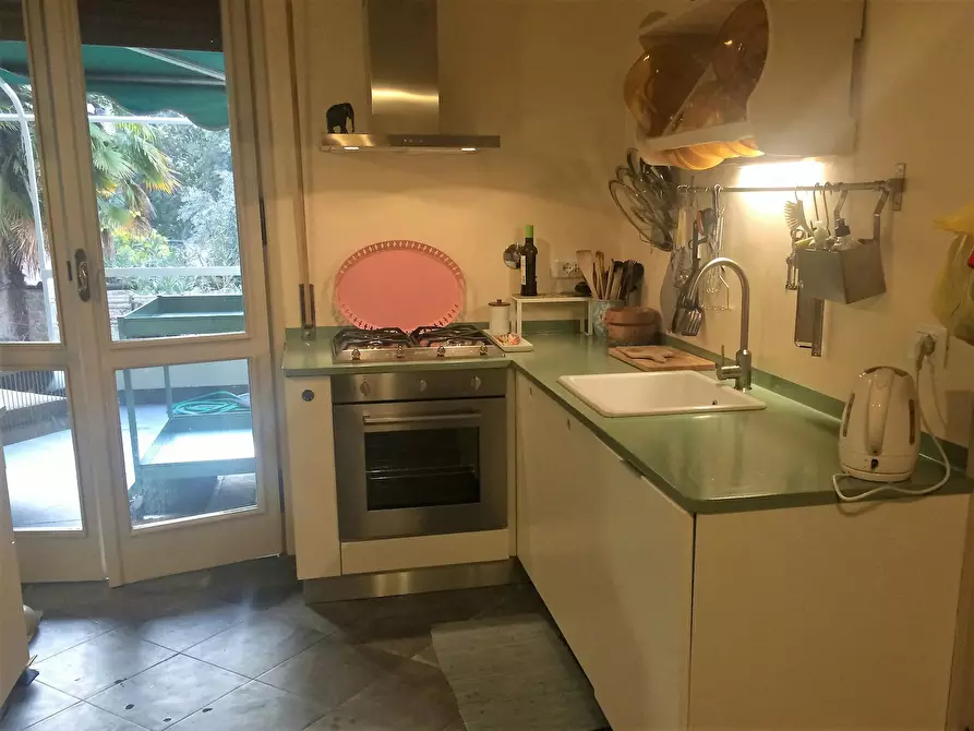 Immagine 9 di Camera in affitto  in Via Fra' Domenico Buonvicini a Firenze