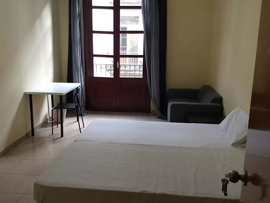 Immagine 1 di Camera in affitto  in Carrer de Ferran a Barcelona