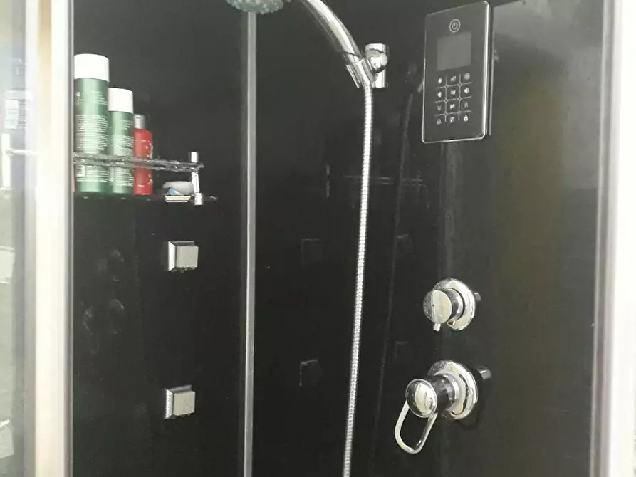 Immagine 10 di Camera in affitto  in Via Alessandro Cruto a Torino