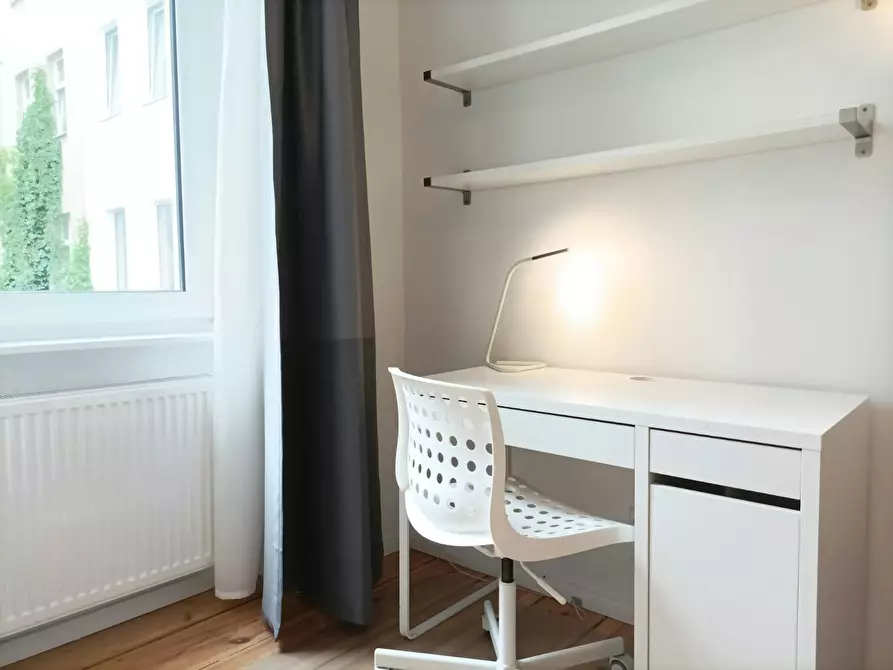 Immagine 5 di Appartamento in affitto  in Stuttgarter Straße a Berlin