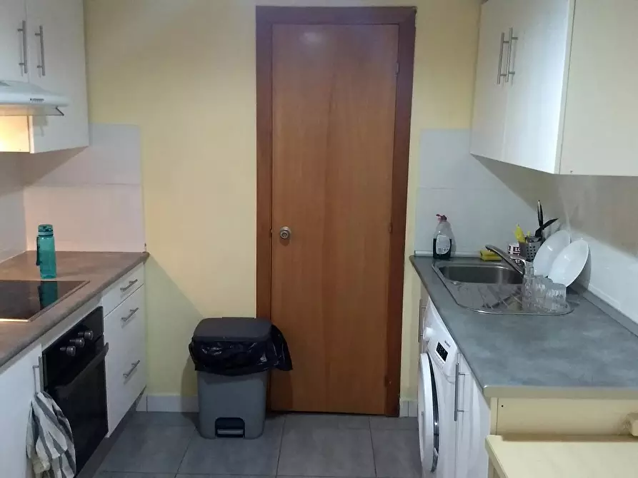 Immagine 6 di Camera in affitto  in Carrer de Ferran a Barcelona