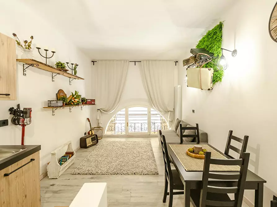 Immagine 2 di Appartamento in affitto  in Via dell'Indipendenza a Bologna